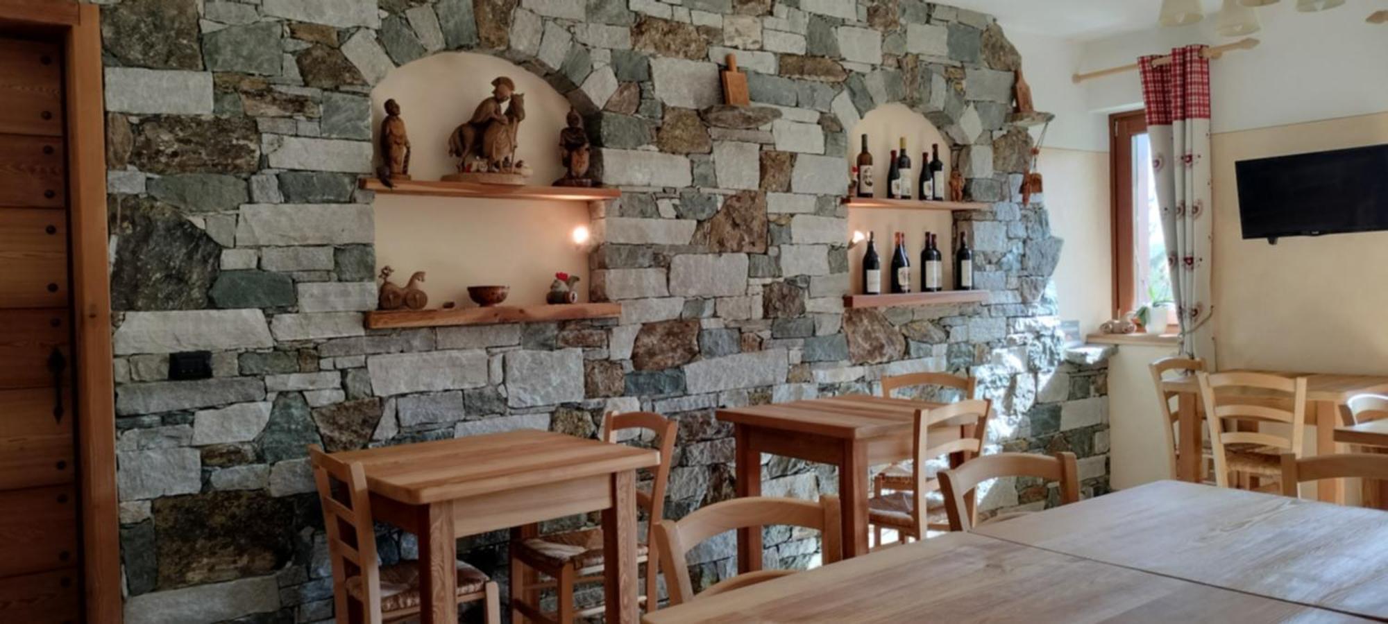 Le Coin Des Melezes - Nature & Trek - Camere In Baita Di Montagna Brusson Eksteriør billede
